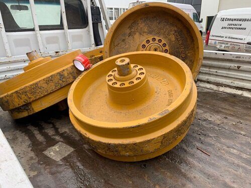 Колесо направляющее 111-1729 для бульдозеров Caterpillar D8R
