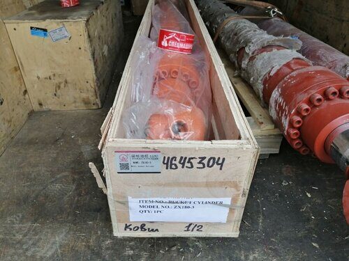 Гидроцилиндр ковша 4645304 для Hitachi ZX180W